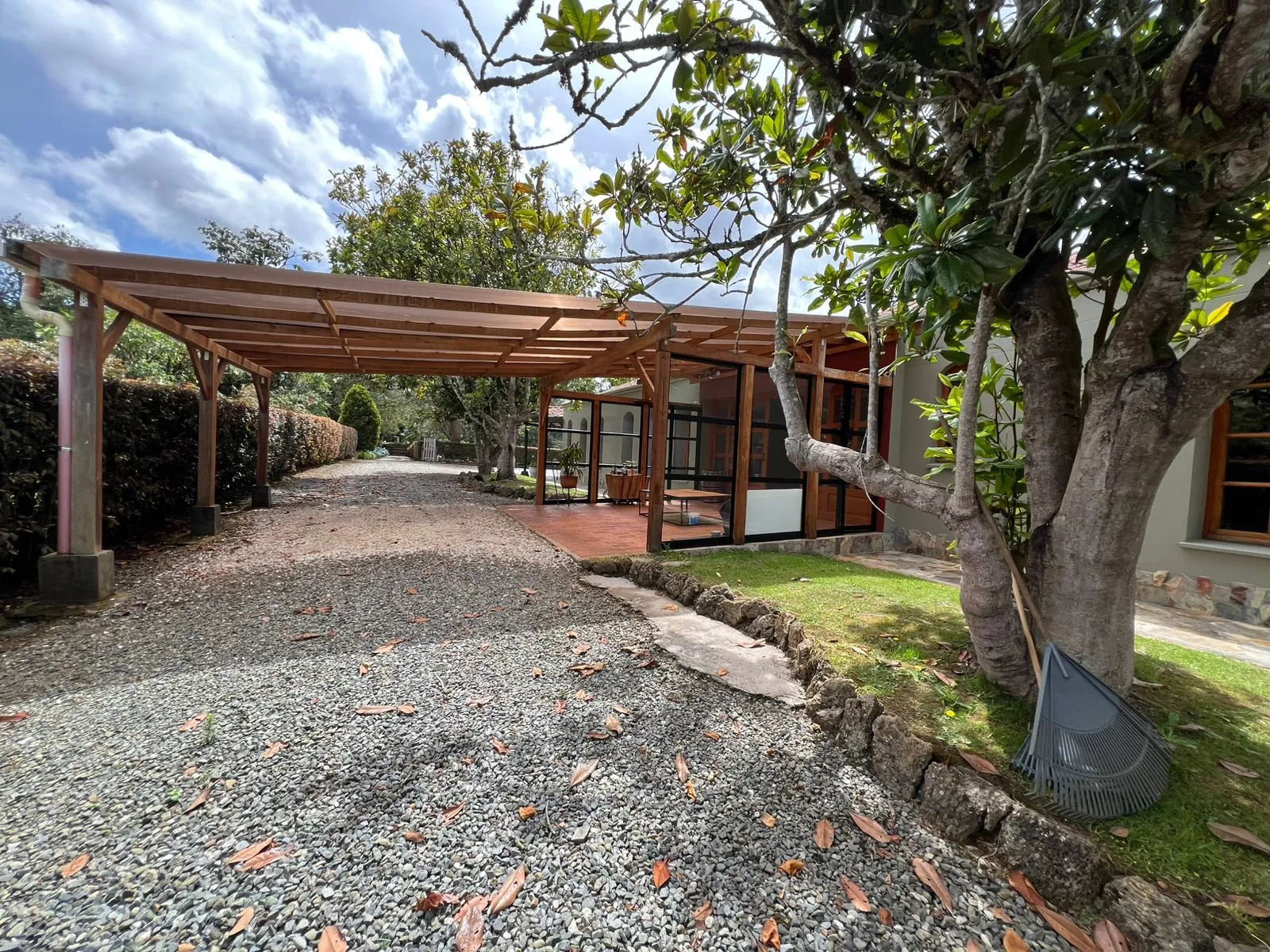 Casa en arriendo poblado 