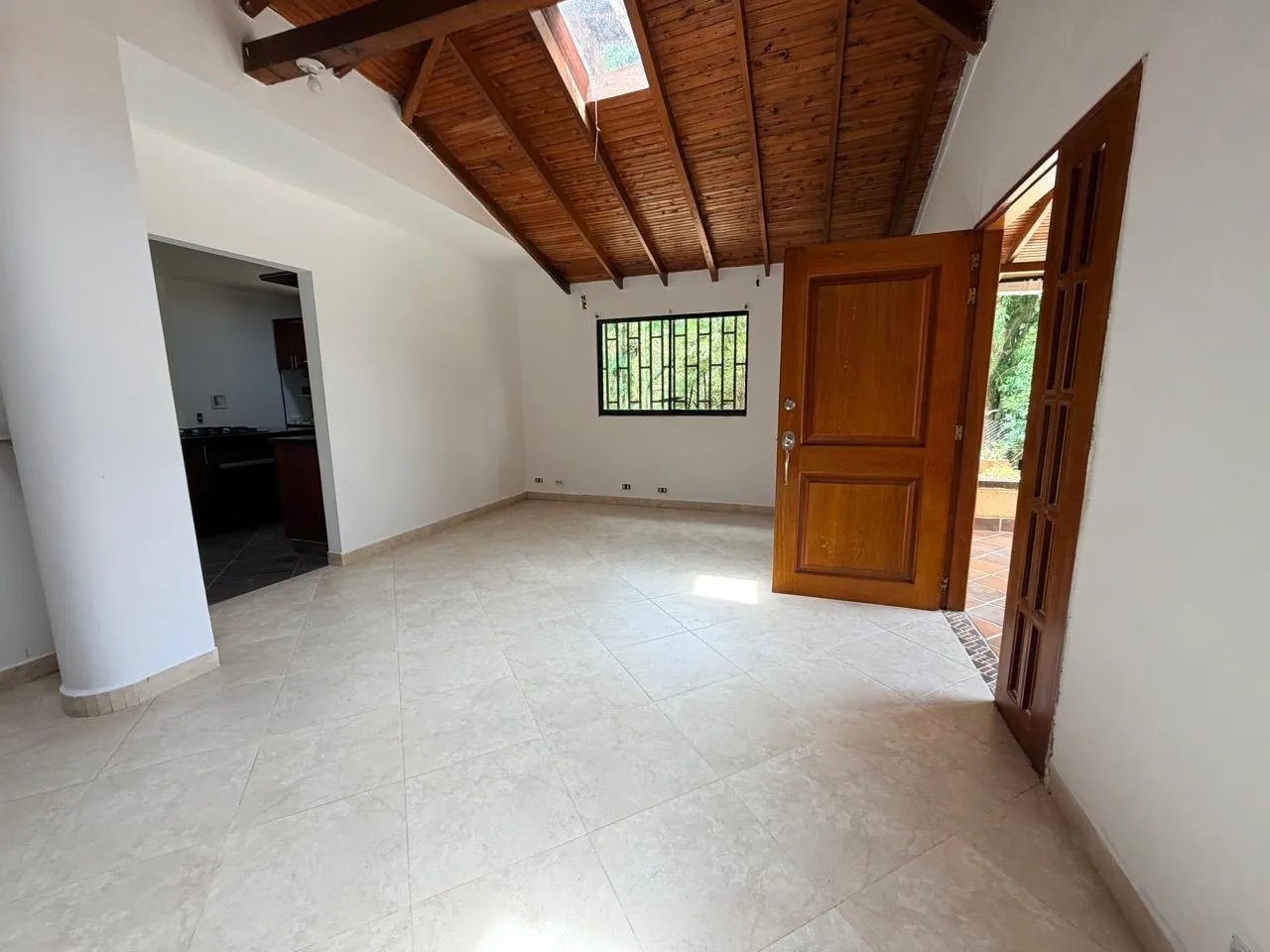 Casa independiente en renta envigado 