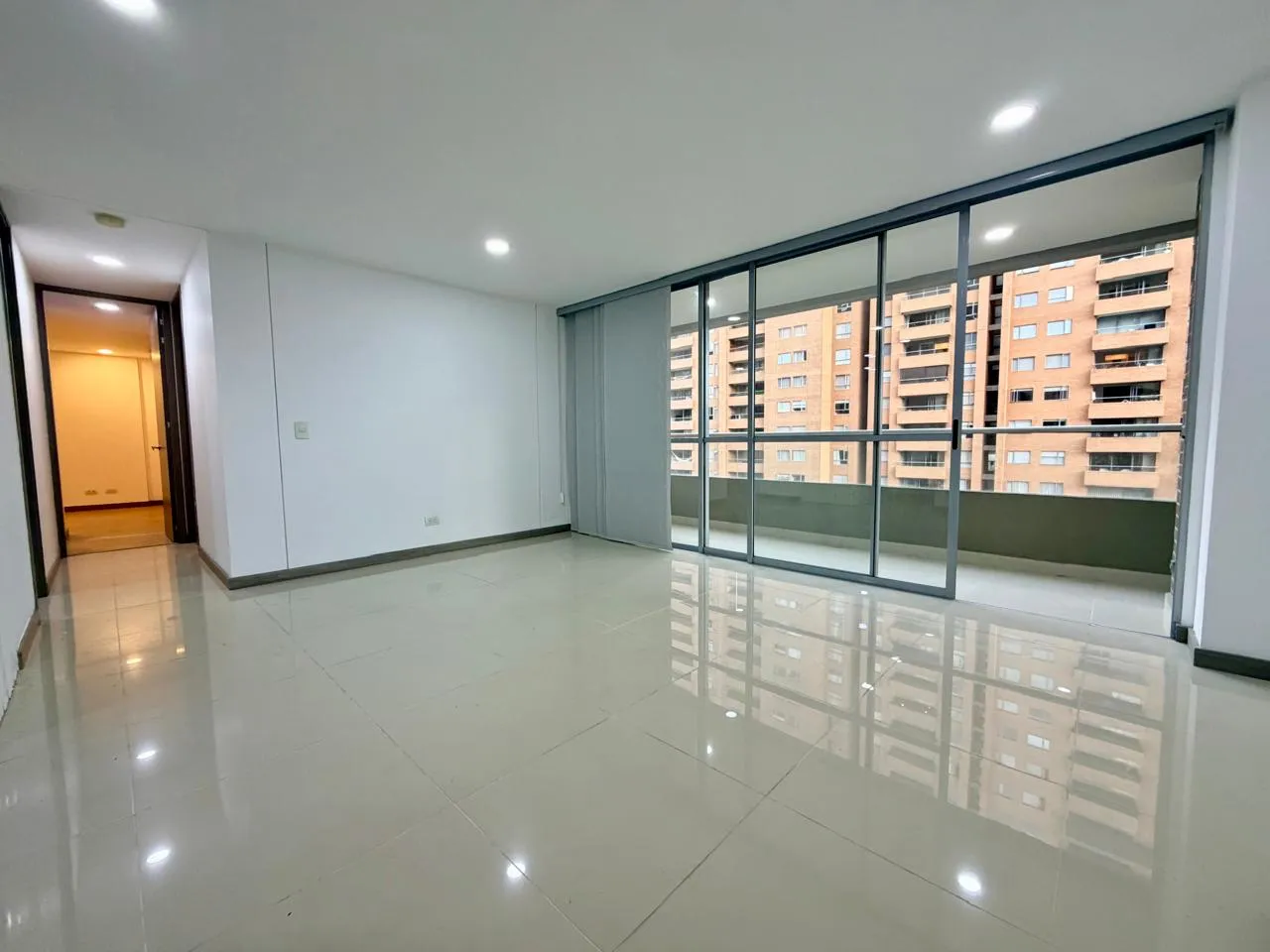 Apartamento en arriendo el poblado 