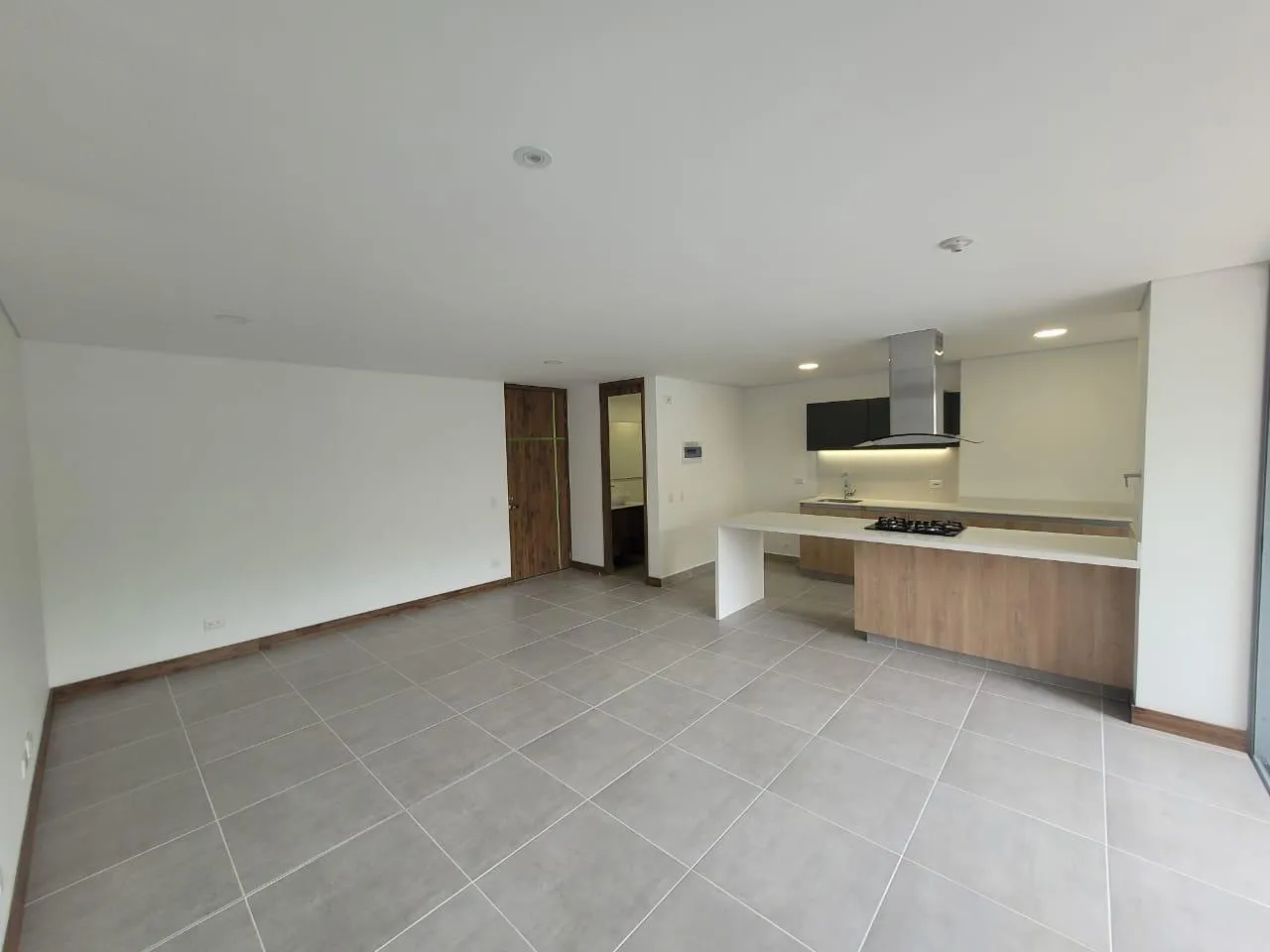 Apartamento en arriendo el poblado 