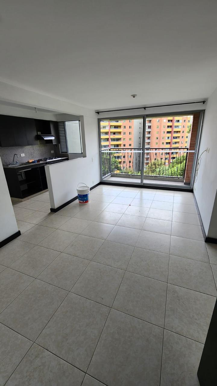 Apartamento en arriendo Laureles
